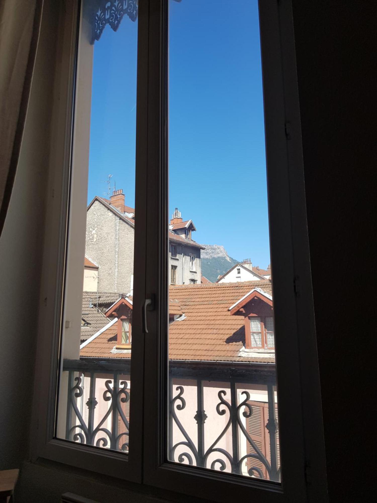 Le Petit Chalet De Grenoble Extérieur photo